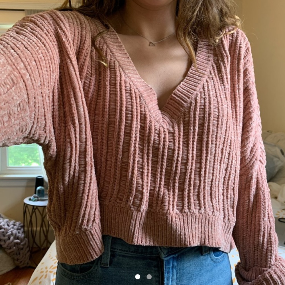 Urban outfitters sweater🌿🌿